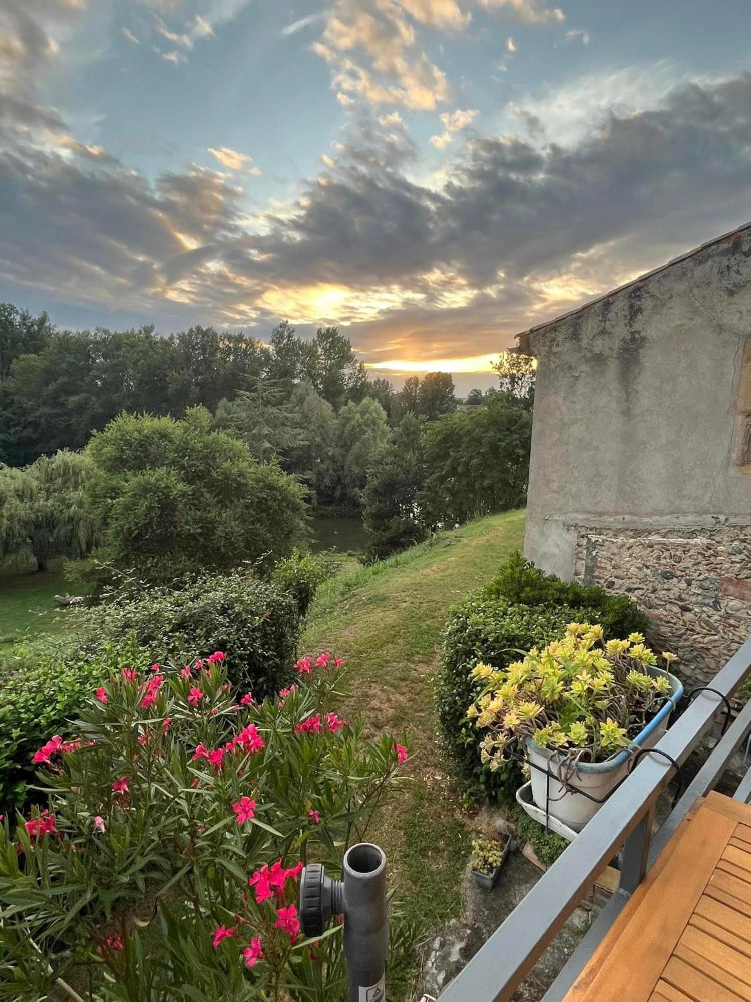 Beautiful Village House Next To Garonne River! Couladere المظهر الخارجي الصورة